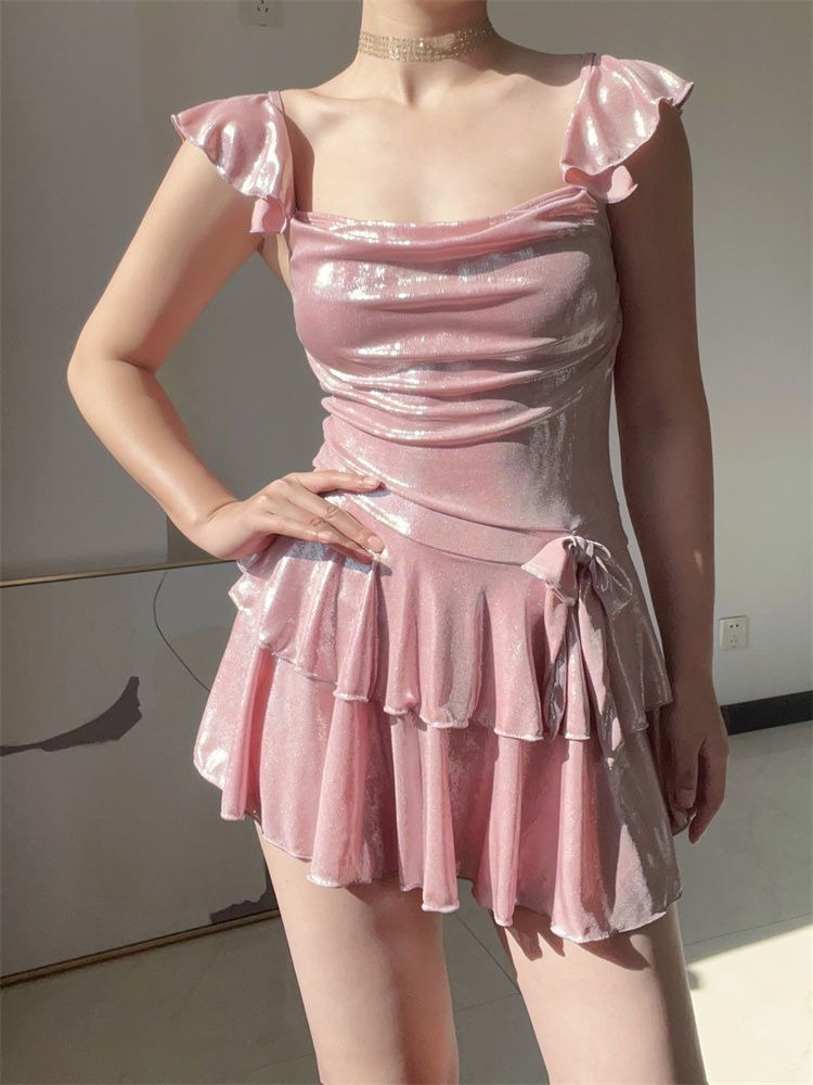 Flattering Shiny Pink Swimwear - Bath 评论和价格